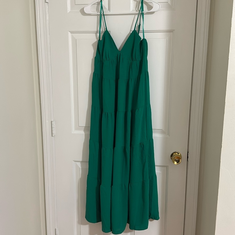 Green maxi dress